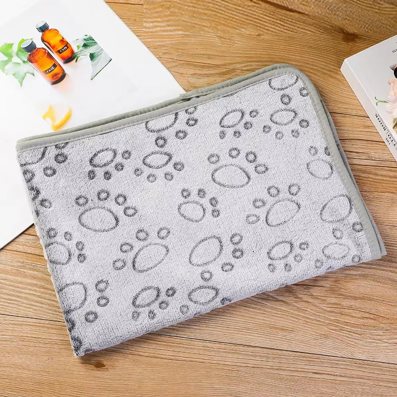 3 Sizes Super Soft Fluffy Premium Fleece Pet Blanket Pet Mat Warm Comfortable Blanket for Cat Dogs Cat Pet Supplies Easy Clean